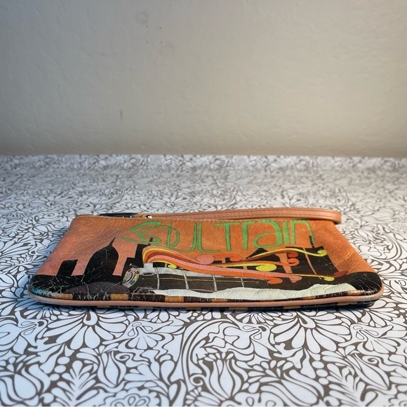 Creative Royalty for Marc Jacobs Orange wristlet - Picture 6 of 9